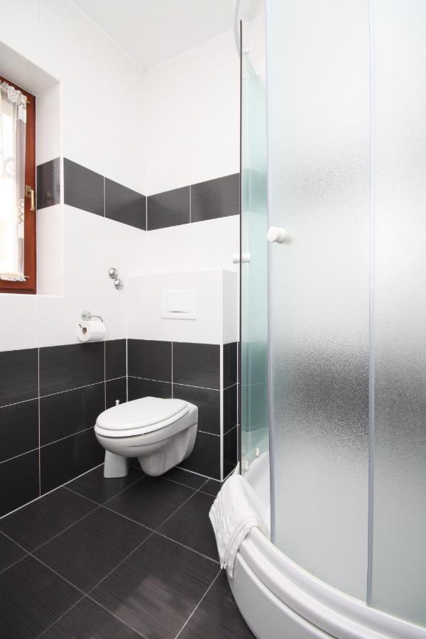 Family Friendly Apartments With A Swimming Pool Povljana, Pag - 244 Extérieur photo