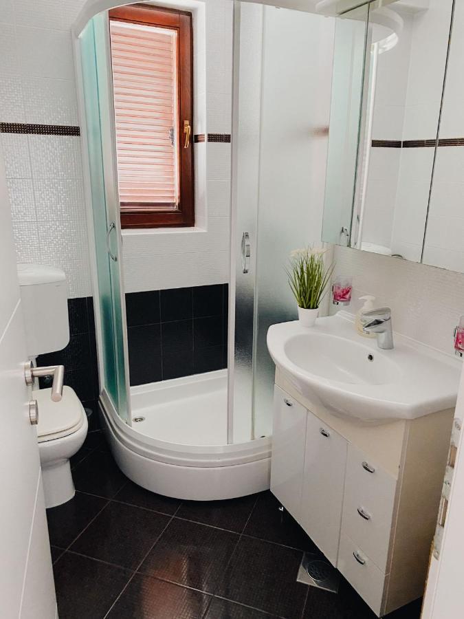 Family Friendly Apartments With A Swimming Pool Povljana, Pag - 244 Extérieur photo