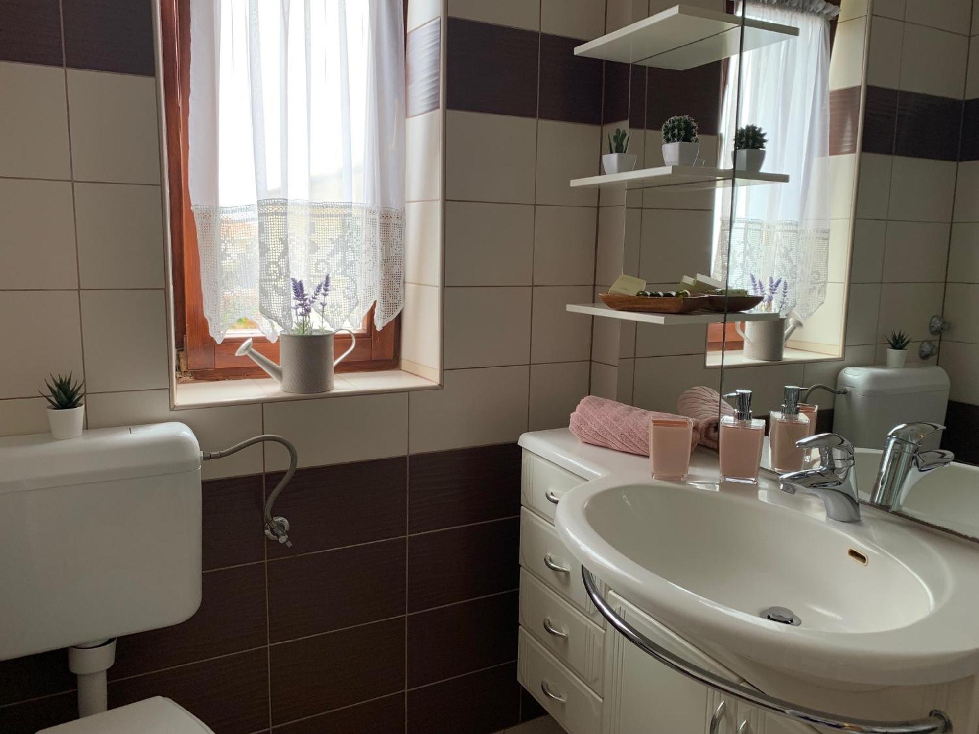 Family Friendly Apartments With A Swimming Pool Povljana, Pag - 244 Chambre photo